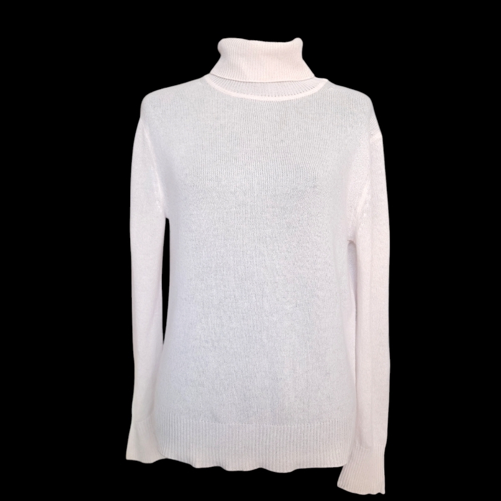 360 Cashmere Lightweight White Turtleneck Sweater